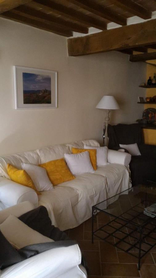 Villa Al Piccolo Ulivo, a casa di Mimo&Sè Castiglione dʼOrcia Esterno foto