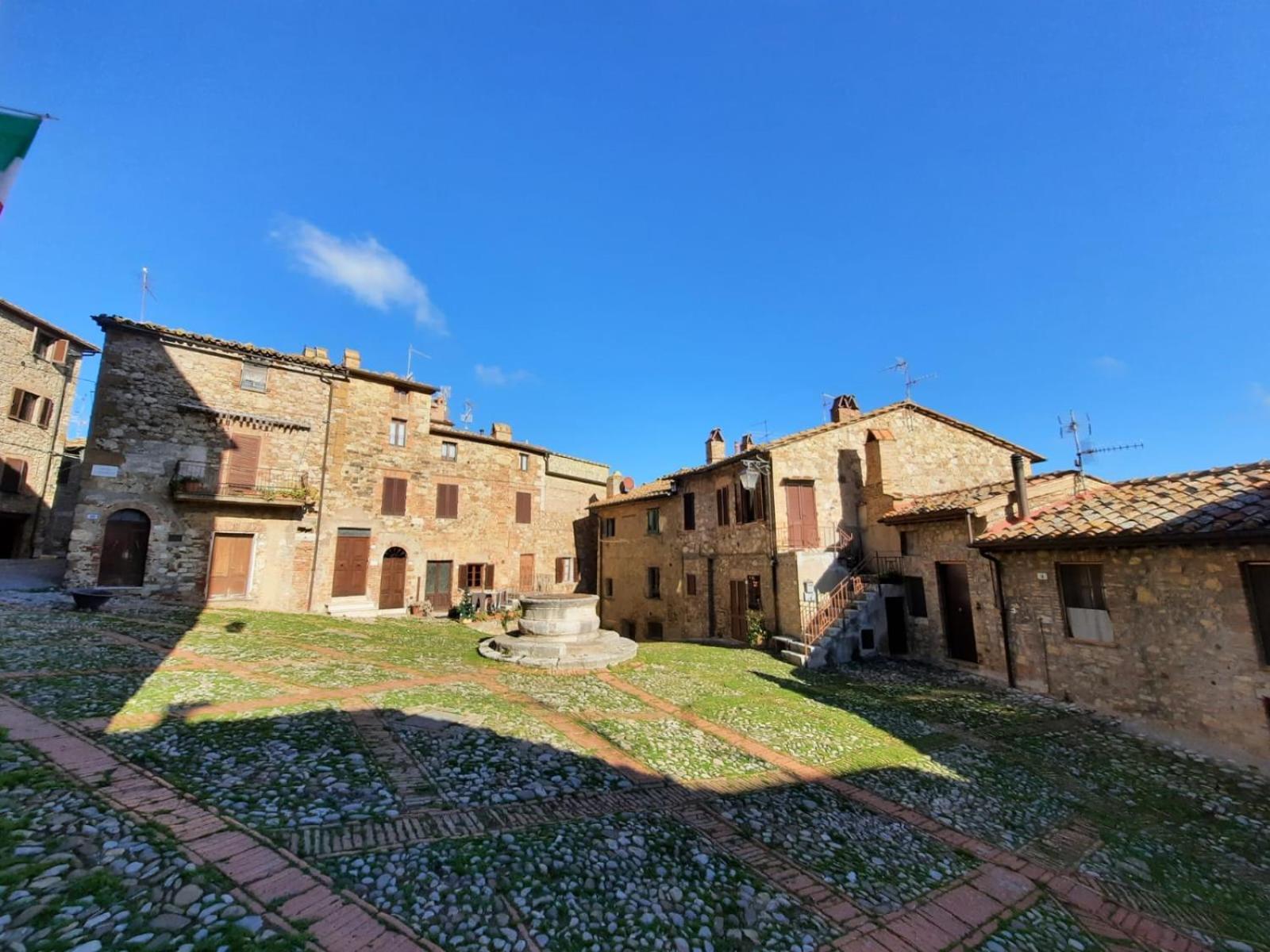 Villa Al Piccolo Ulivo, a casa di Mimo&Sè Castiglione dʼOrcia Esterno foto