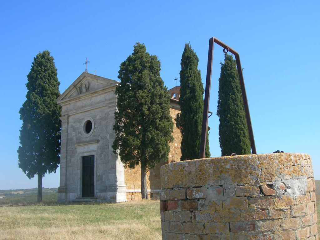 Villa Al Piccolo Ulivo, a casa di Mimo&Sè Castiglione dʼOrcia Esterno foto