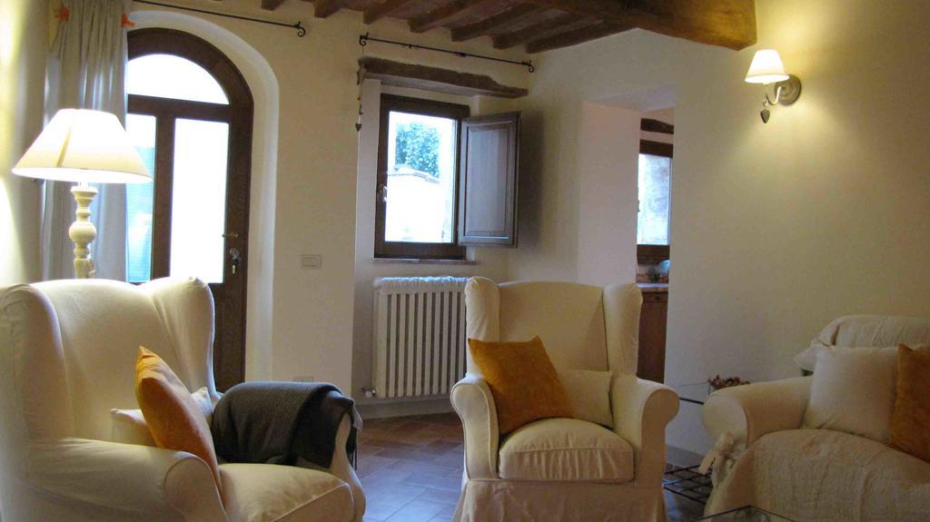 Villa Al Piccolo Ulivo, a casa di Mimo&Sè Castiglione dʼOrcia Esterno foto